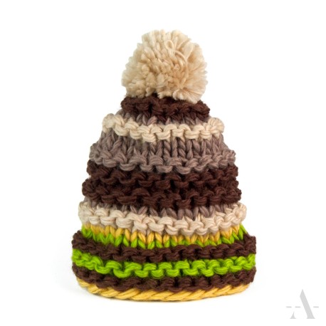 Kolorowa czapka na zimę